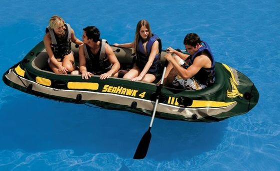 Comfortable 0.75mm PVC 3 Person Inflatable Boat Set Up With Oars